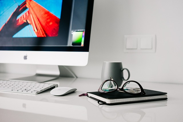 1769406100566314.jpg office-820390_640.jpg